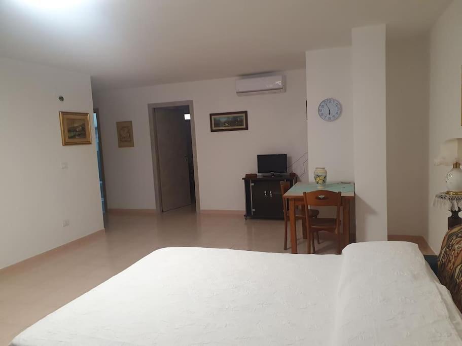 Casa Vacanza Nonna Lina Rosolini Kültér fotó