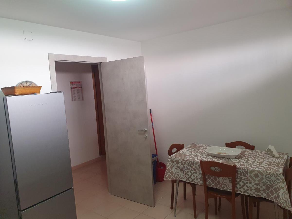Casa Vacanza Nonna Lina Rosolini Kültér fotó